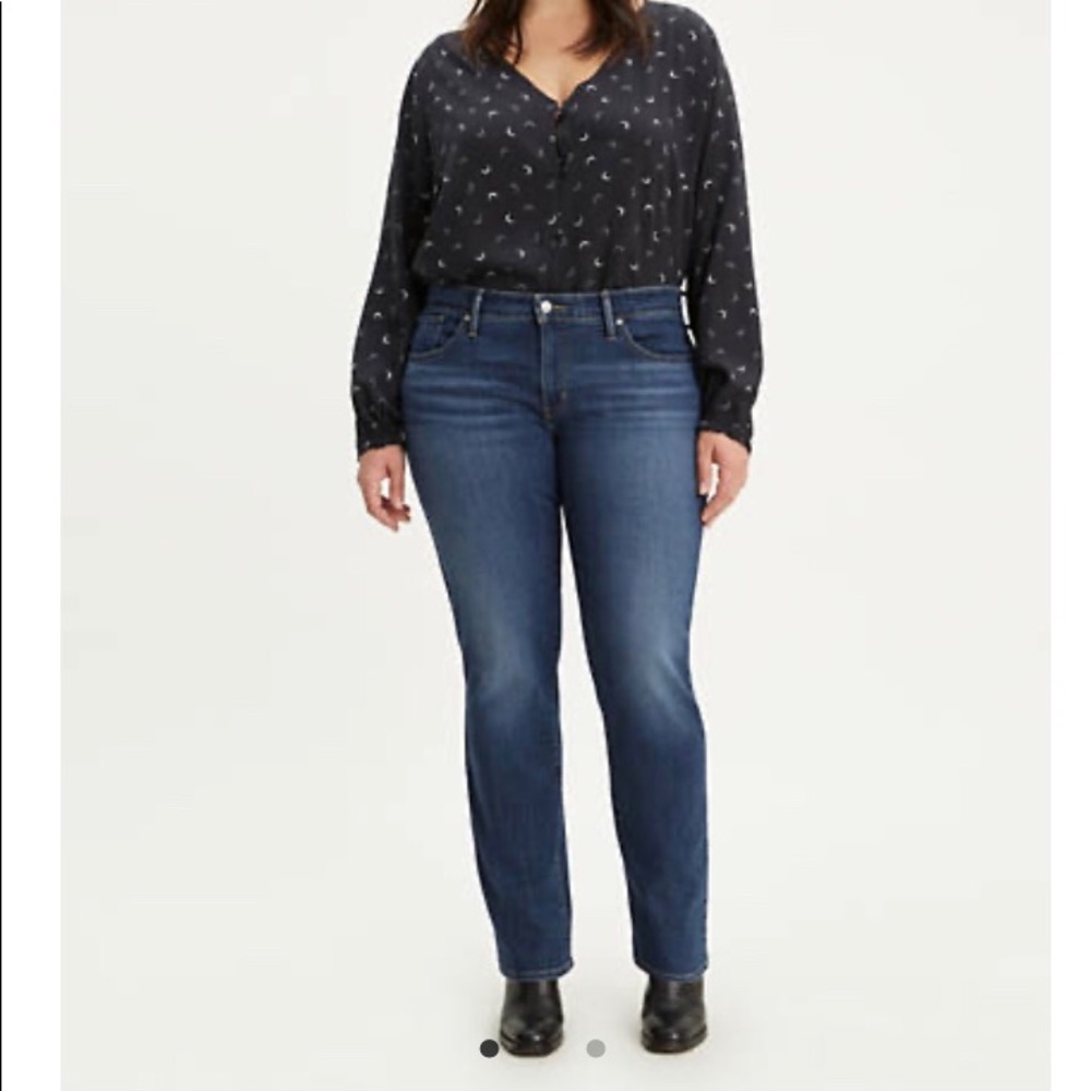 NWT- 314 Levis PLUS  SHAPING PLUS JEANS